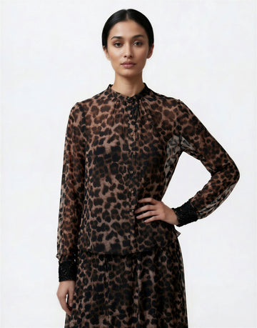 91B8032-26 | Blouse