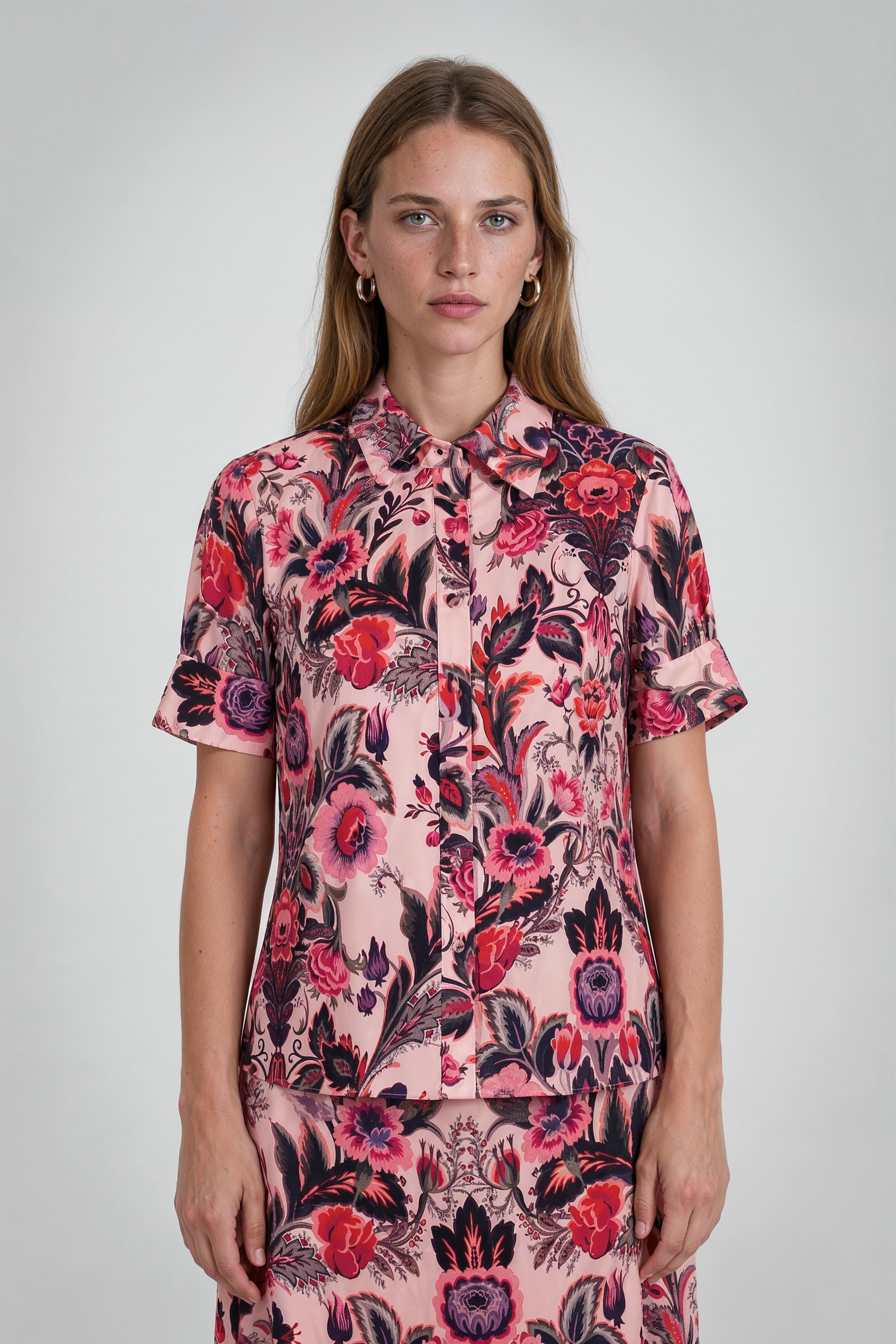 Baroque Floral-Print Short-Sleeve Blouse in Mauve Multi